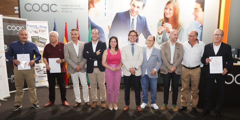 FERIA DEL MUEBLE YECLA CELEBRÓ EL DÍA DE AGENTE COMERCIAL