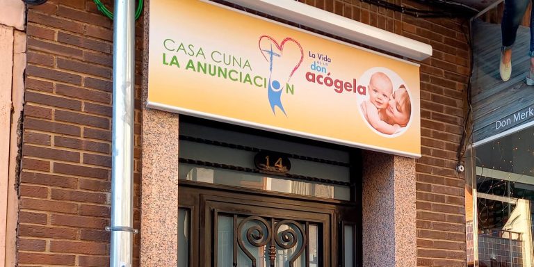 Nueva casa-cuna de las Hermanitas de la Anunciación en Yecla